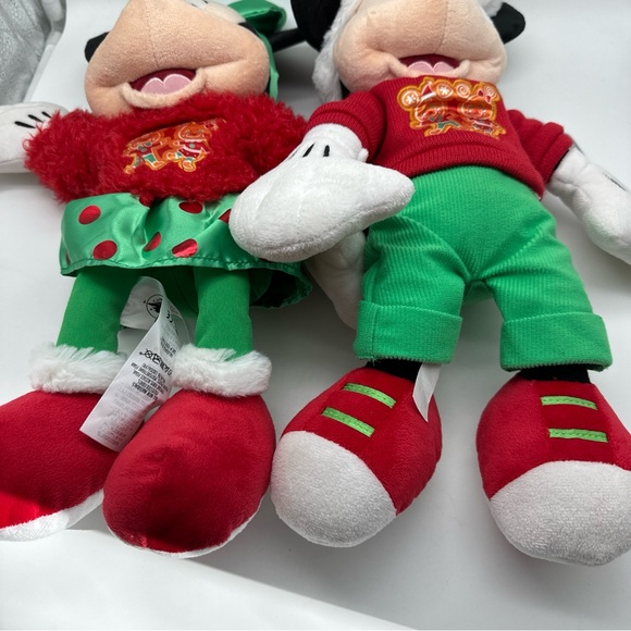 Disney Store 2020 Mickey And Minnie Mouse Holiday Cheer Christmas Med Plush Set - Picture 5 of 10
